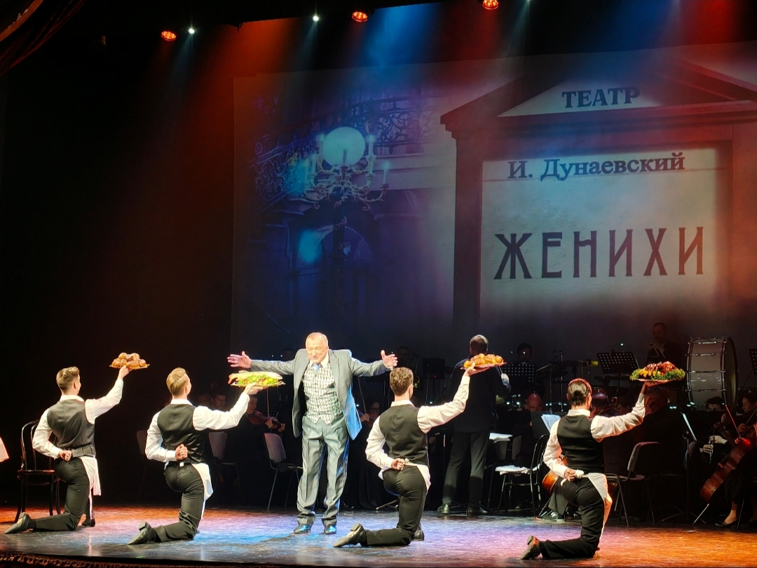 Гала-концерт в Кечкемете. Владимир Яковлев, артисты балета